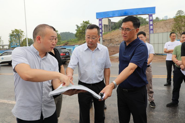 達(dá)州市委副書記、市長郭亨孝深入中國供銷西南冷鏈物流達(dá)州基地調(diào)研